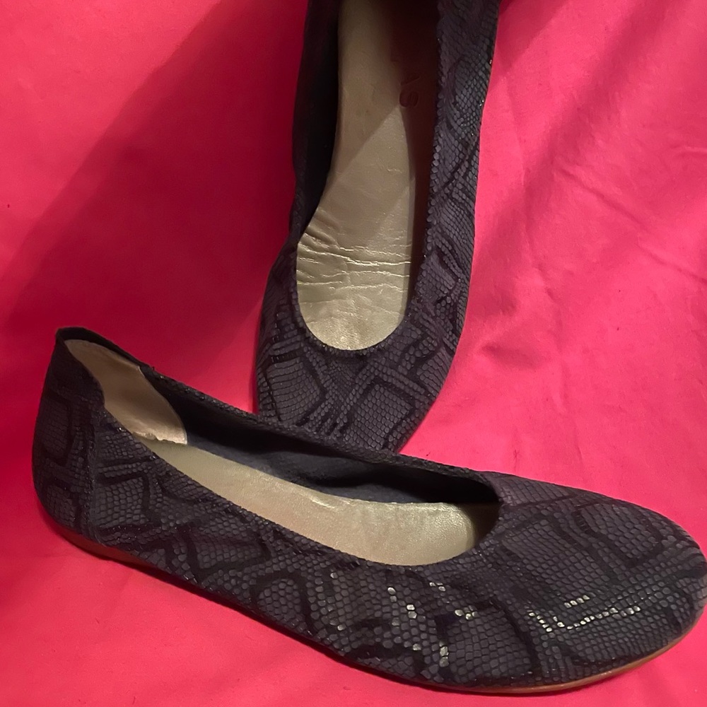 Sabrina’s Soft Suede Leather Flats Made in Spain